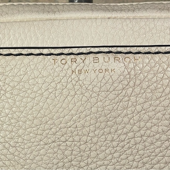 Tory Burch block T double zip crossbody - Picture 10 of 14